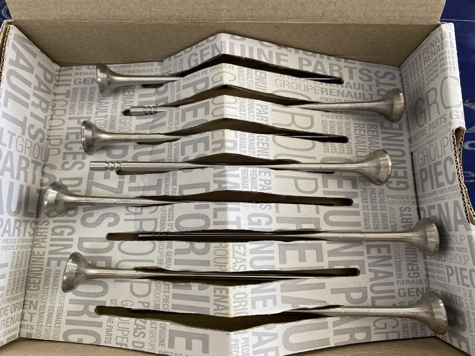 EGZOZ SUBAP TAKIMI TALİSMAN MEGANE IV TRAFİC III KADJAR 1.6 DCİ 130bg (R9M-H4M)