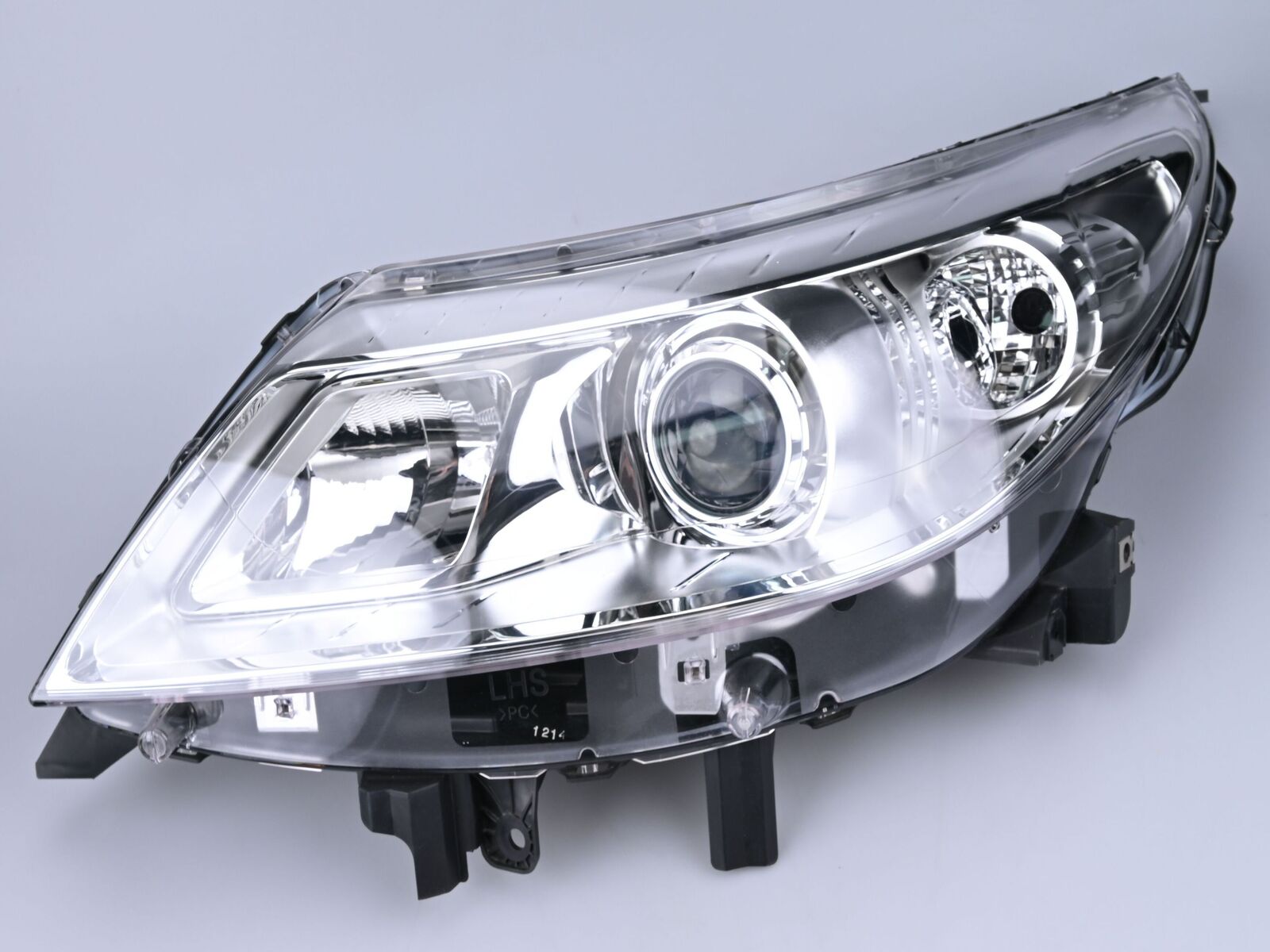 SOL FAR LATİTUDE (XENON-KROM)
