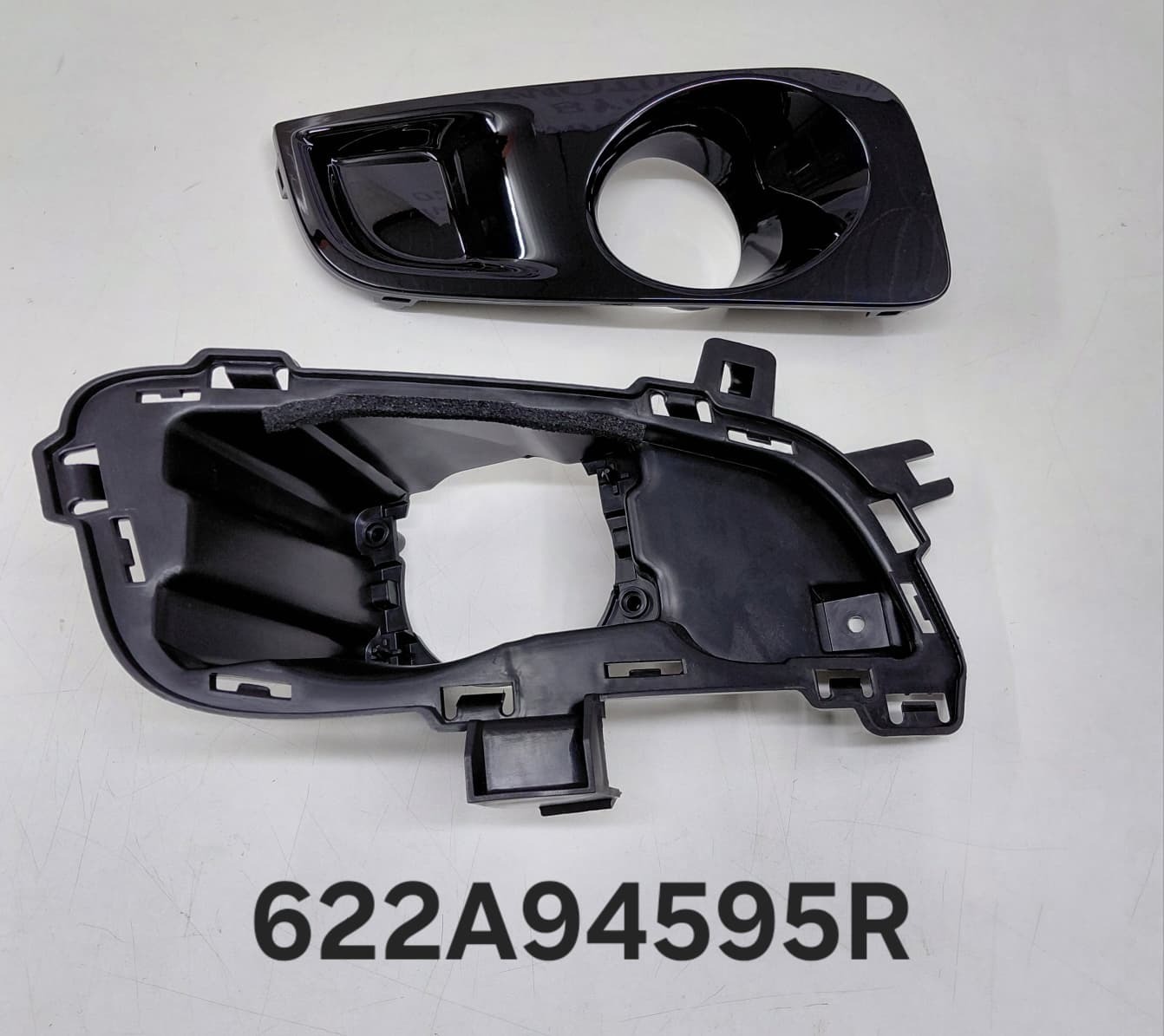 SİS FAR ÇERÇEVE TAIKIMI SAĞ LATİTUDE