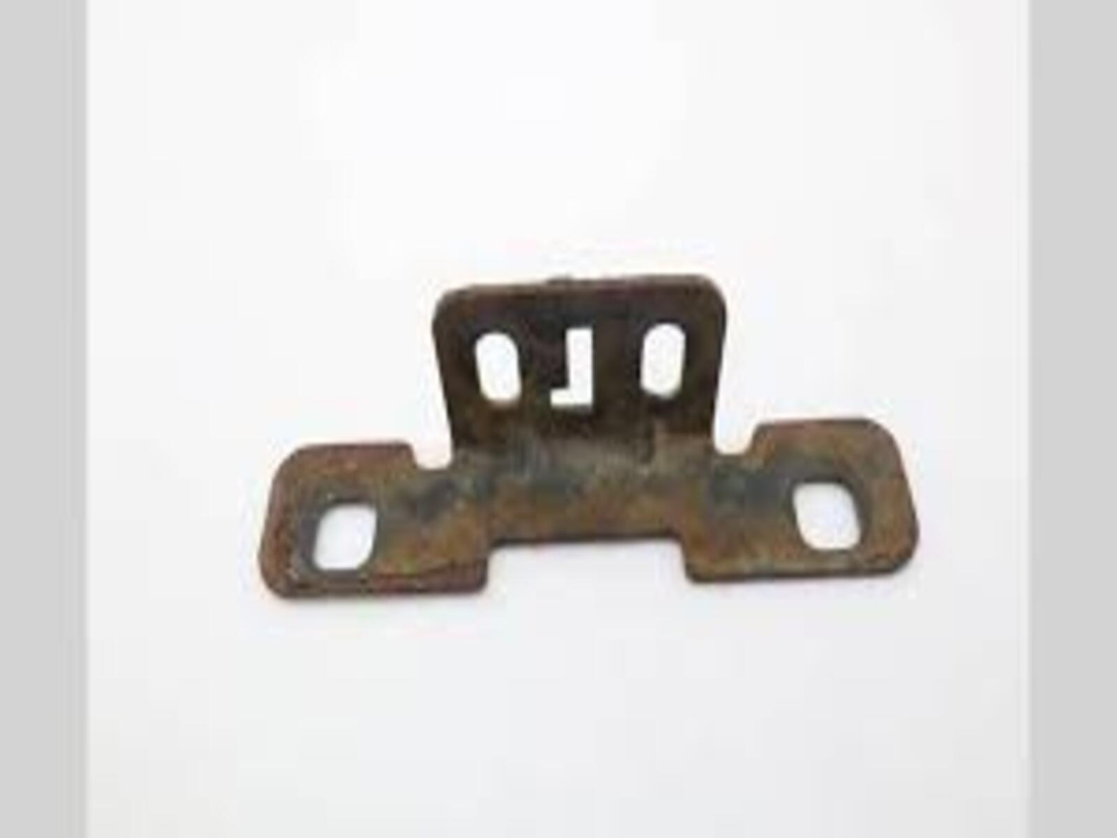 ÖN PANEL ÜST KİLİT DEMİRİ