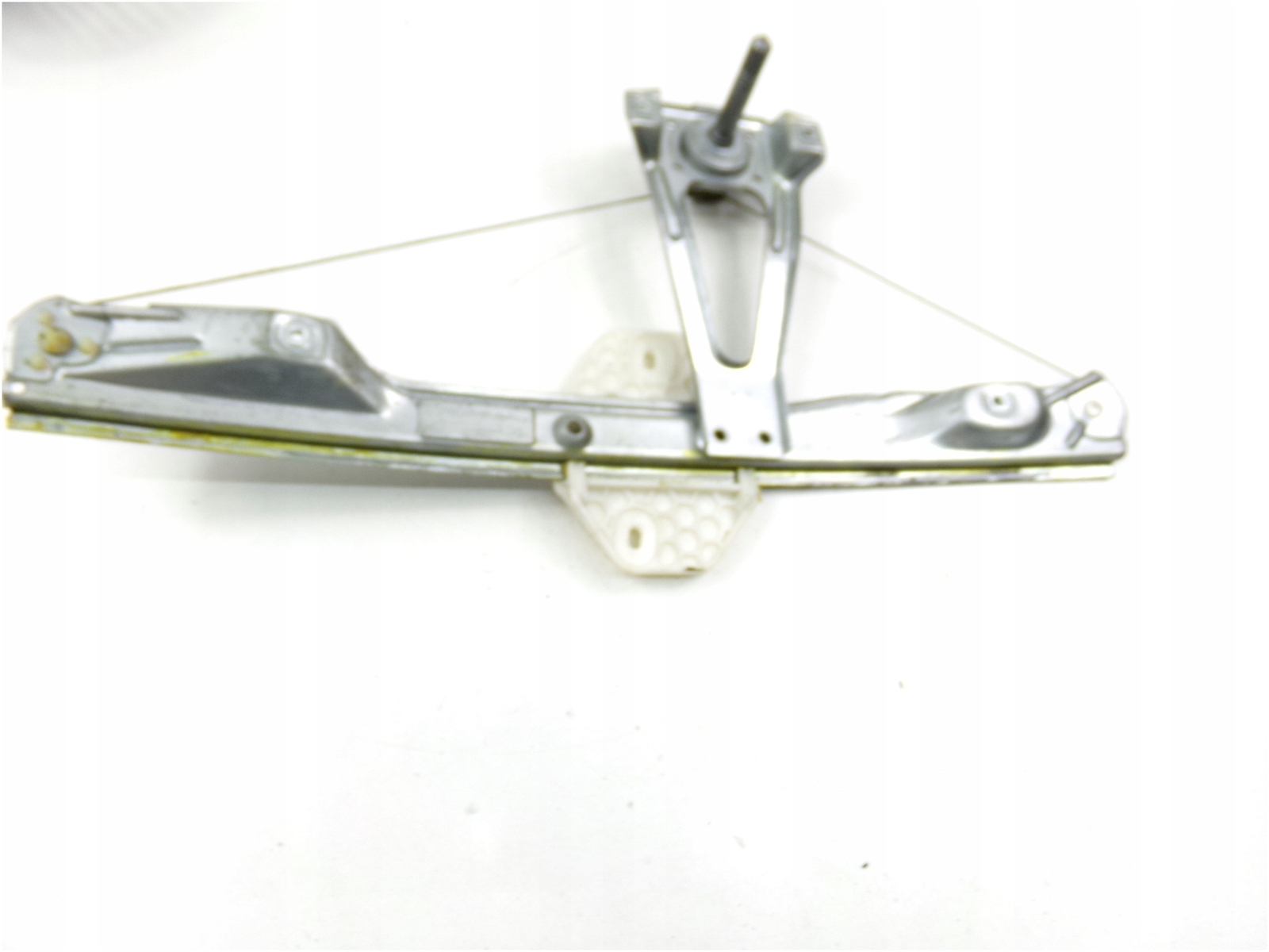 SAĞ ARKA CAM KRİKOSU (M) LB--