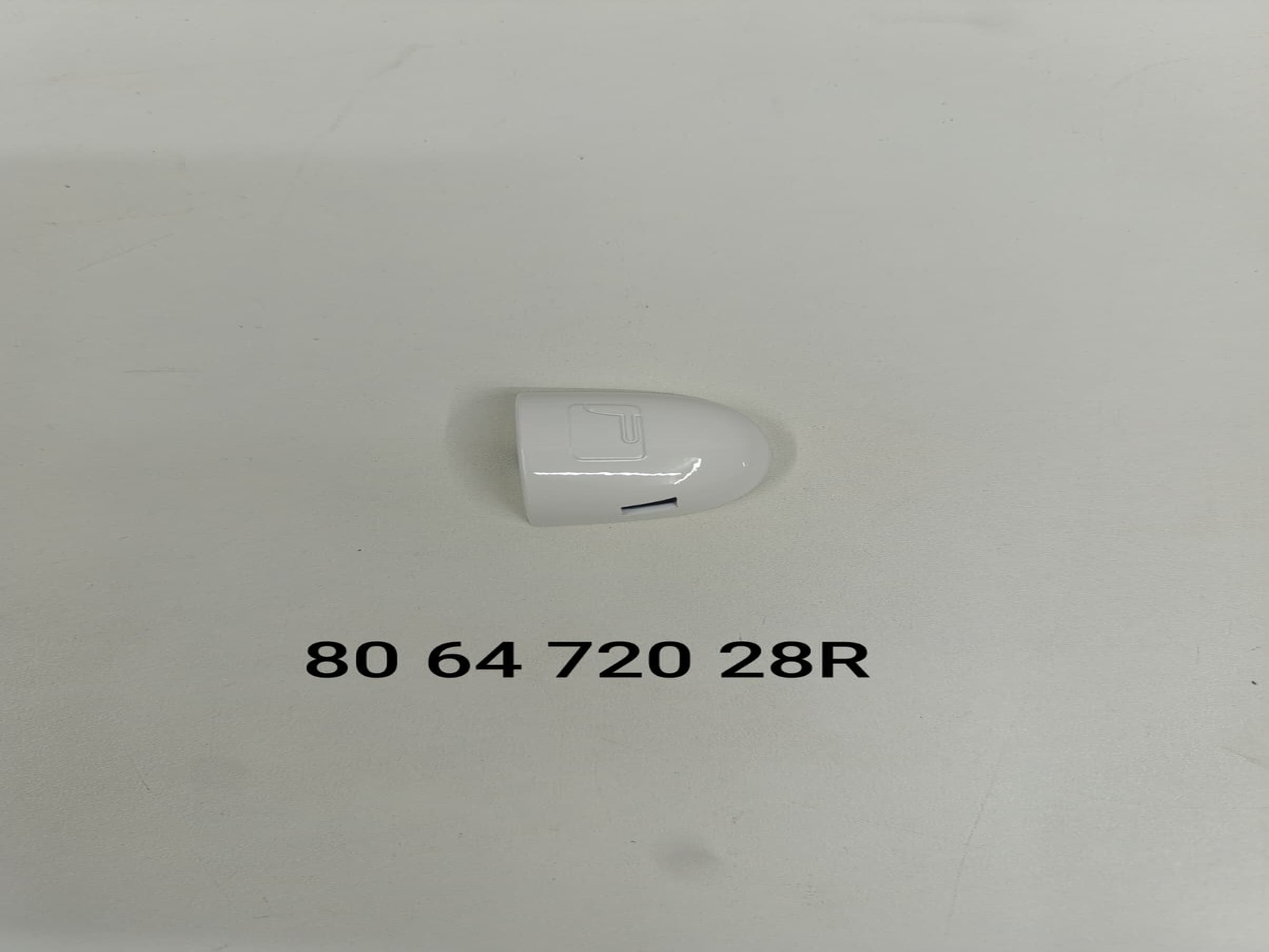 SOL ÖN KAPI ANAHTAR KAPAĞI LATİTUDE