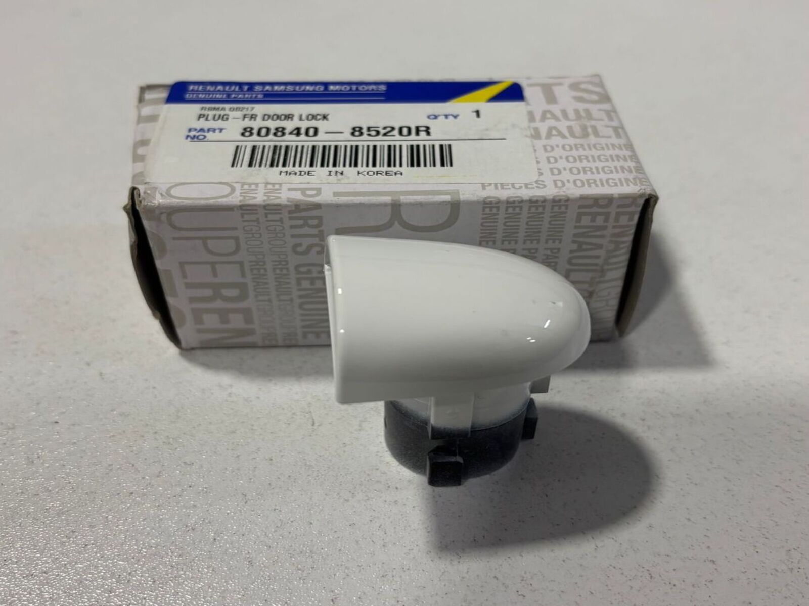 SAĞ DIŞ KAPI BADEMİ LATİTUDE (BEYAZ RENK)