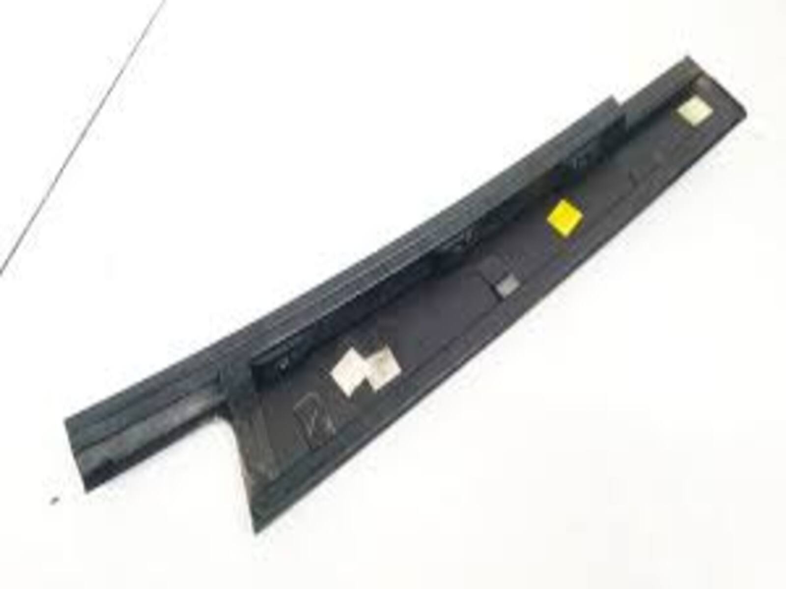 SOL ARKA KAPI ÖN DİREK BAKALİTİ